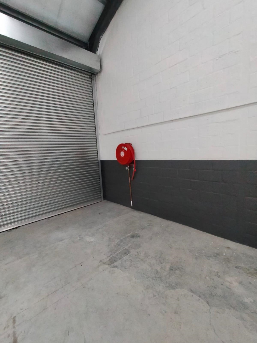 To Let commercial Property for Rent in Triangle Farm Western Cape